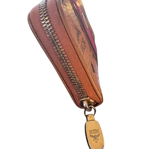 MCM Tan and Pink Wallet - Picture 5 of 9